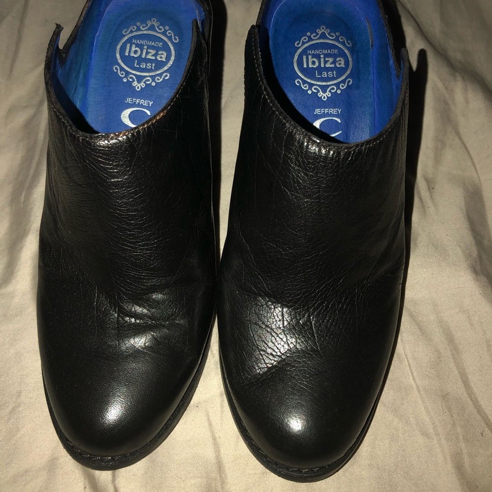 Black Leather Mule